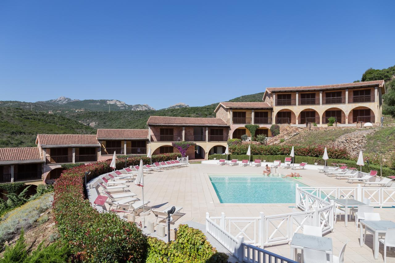 Residence Costa Ruja Portisco Exterior photo